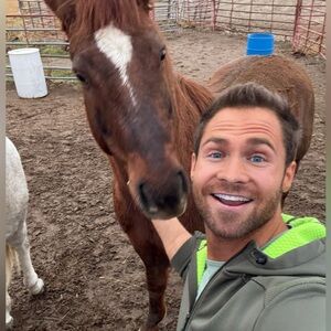 Meet your Posher, Chase